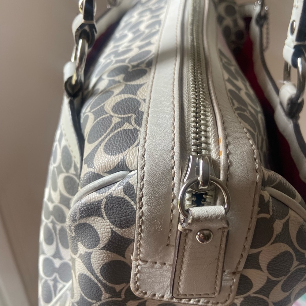 Rare Vintage Coach Gray and Pink Signature Satchel Bag - Picture 5 of 16